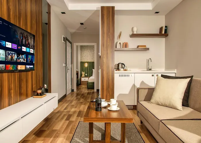 La Mia Suites