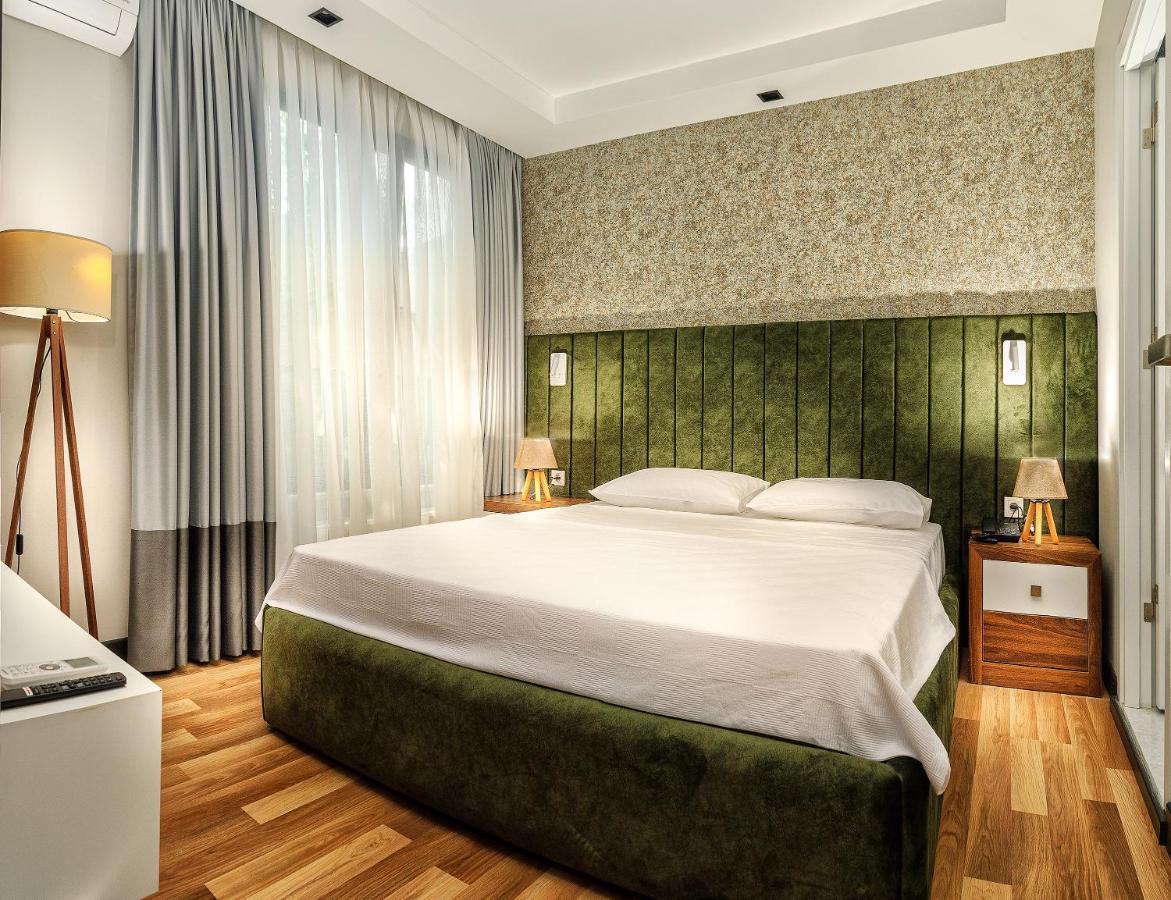 La Mia Otel